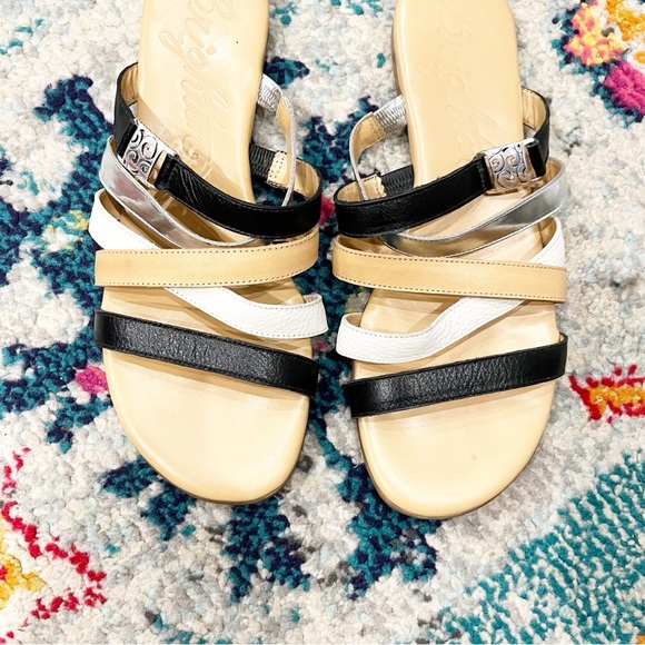 Brighton Sandals Women's 8 Capri Strappy Leather Upper Silver Metallic Charm - Picture 2 of 5